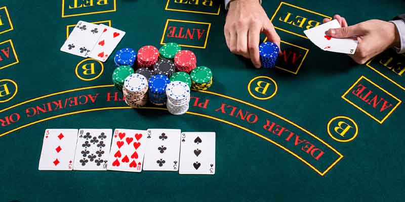 Cách chơi Poker-texas cơ bản là phải nắm rõ luật